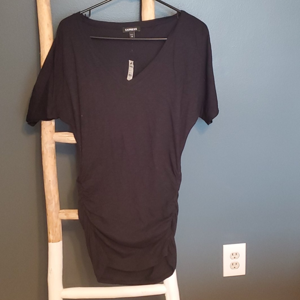 Express Ruched T-Shirt Dress in black. NWT. XS